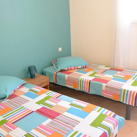 Апартаменты Appt Conca-6pers-clim-au Calme